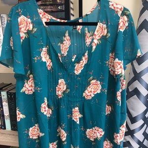 TORRID SZ 1 Floral Blouse